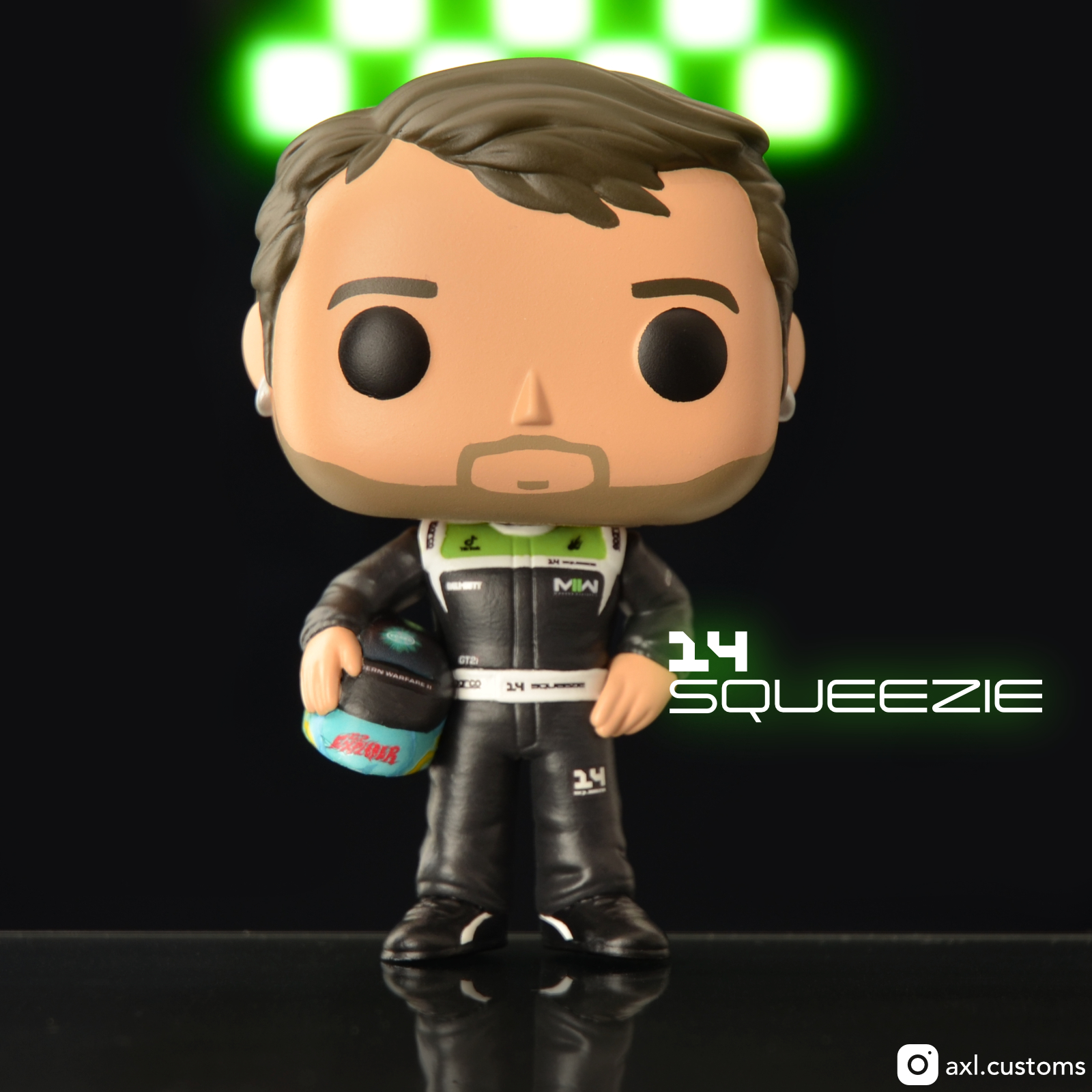 Zoom GP Explorer 1 - Squeezie Custom Funko Pop