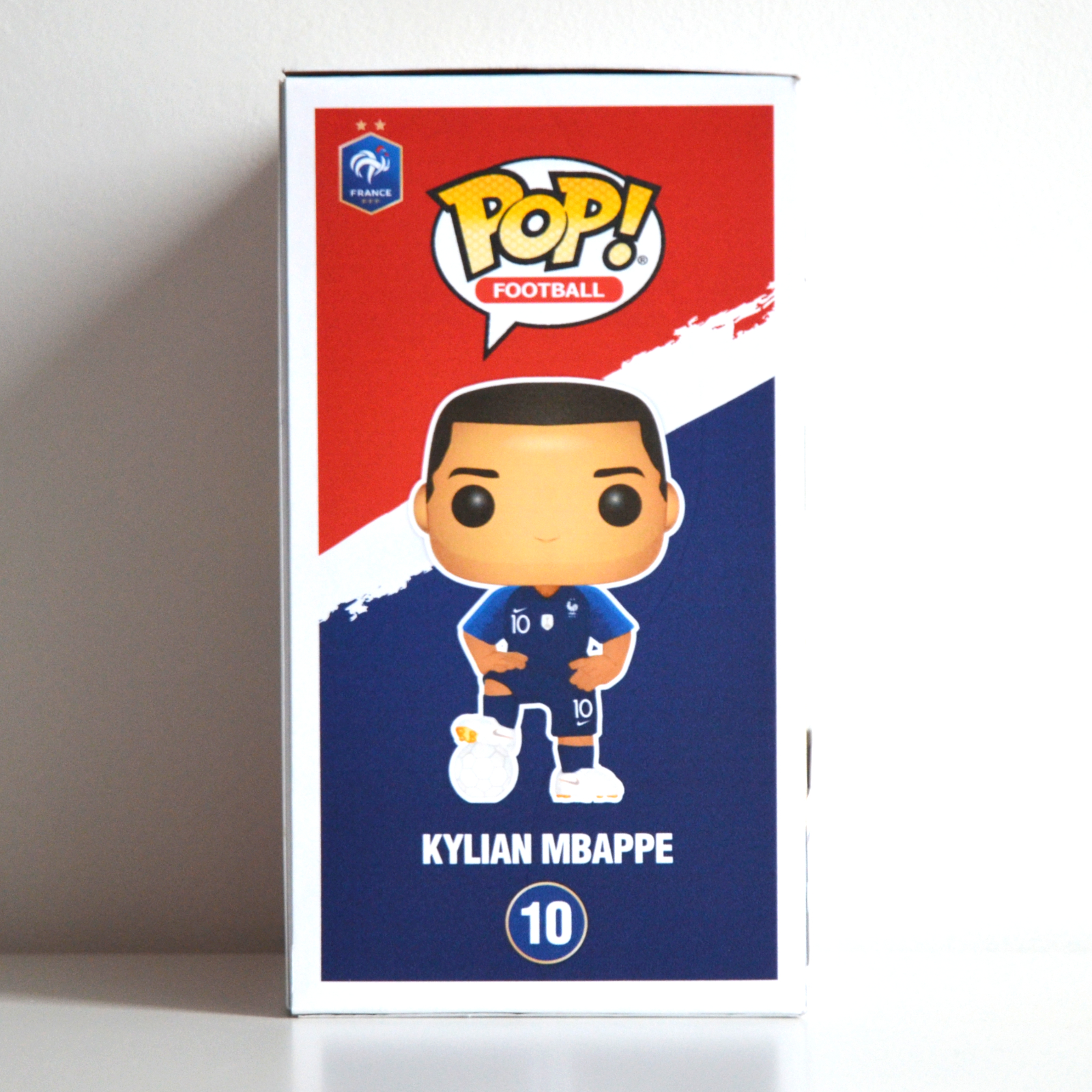 Side Shot Équipe de France - Kylian Mbappé Custom Funko Pop