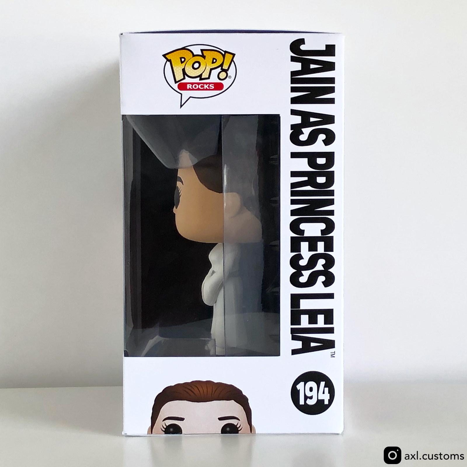 Window Side Shot Organa - Jain as Princess Leïa Custom Funko Pop